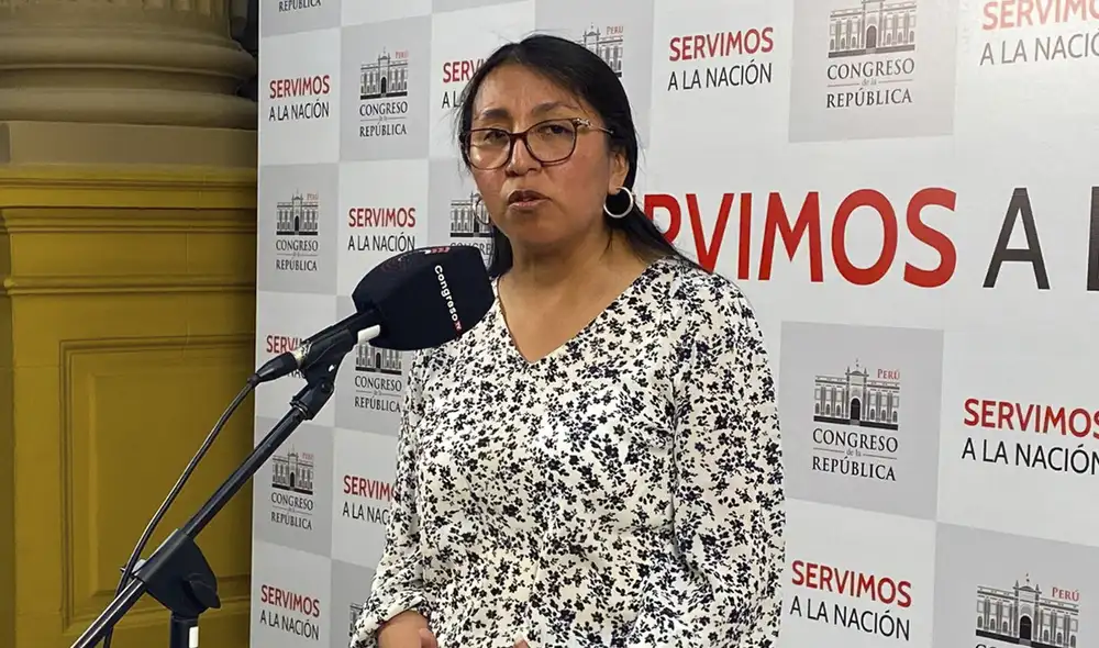 Ruth Luque acusó haber sufrido abuso de autoridad por parte de la PNP. Foto: Gianella Aguirre/LR Ruth Luque acusó haber sufrido abuso de autoridad por parte de la PNP. Foto: Gianella Aguirre/LR