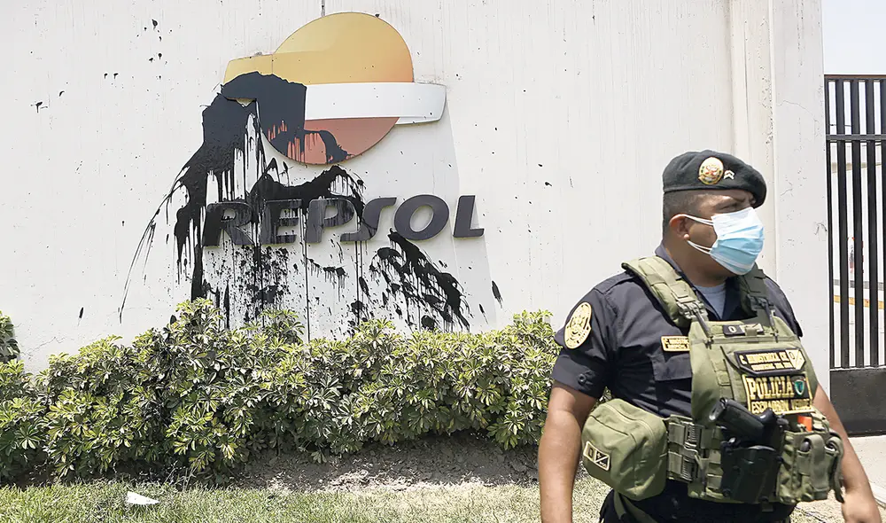 Repsol niega ser responsable de nuevo derrame de petróleo. Foto: Marco Cotrina/La República Repsol niega ser responsable de nuevo derrame de petróleo. Foto: Marco Cotrina/La República