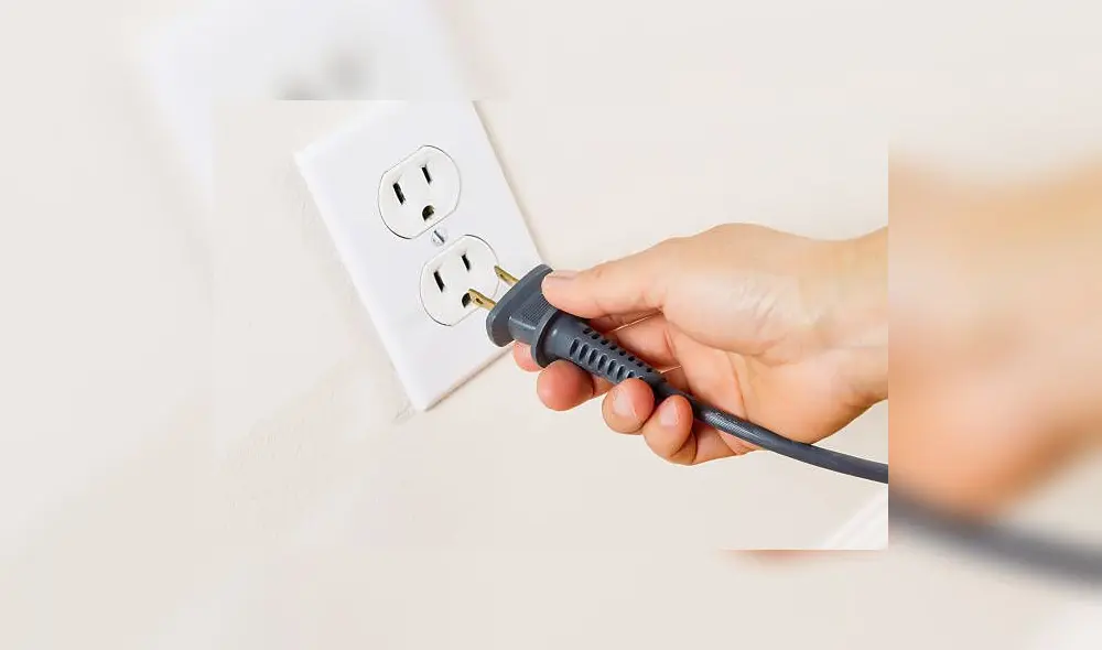 Conoce qué artefactos debes desenchufar para ahorrar en tu próximo recibo de luz. Foto: istockphoto