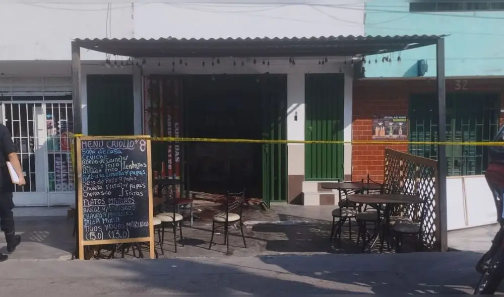 La víctima, un hombre con antecedentes por robo agravado, estaba comiendo con dos mujeres en una cebichería. Foto: PNP La víctima, un hombre con antecedentes por robo agravado, estaba comiendo con dos mujeres en una cebichería. Foto: PNP