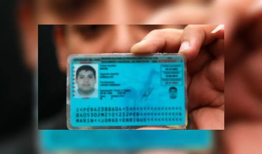 De acuerdo con el Tribunal Constitucional (TC), los peruanos pueden decidir si desean llevar su apellido materno antes que el paterno. Foto: Reniec