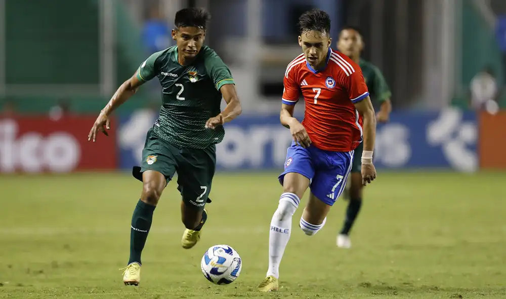 Chile se fue al descanso con el marcador 1-0 sobre Bolivia Chile se fue al descanso con el marcador 1-0 sobre Bolivia