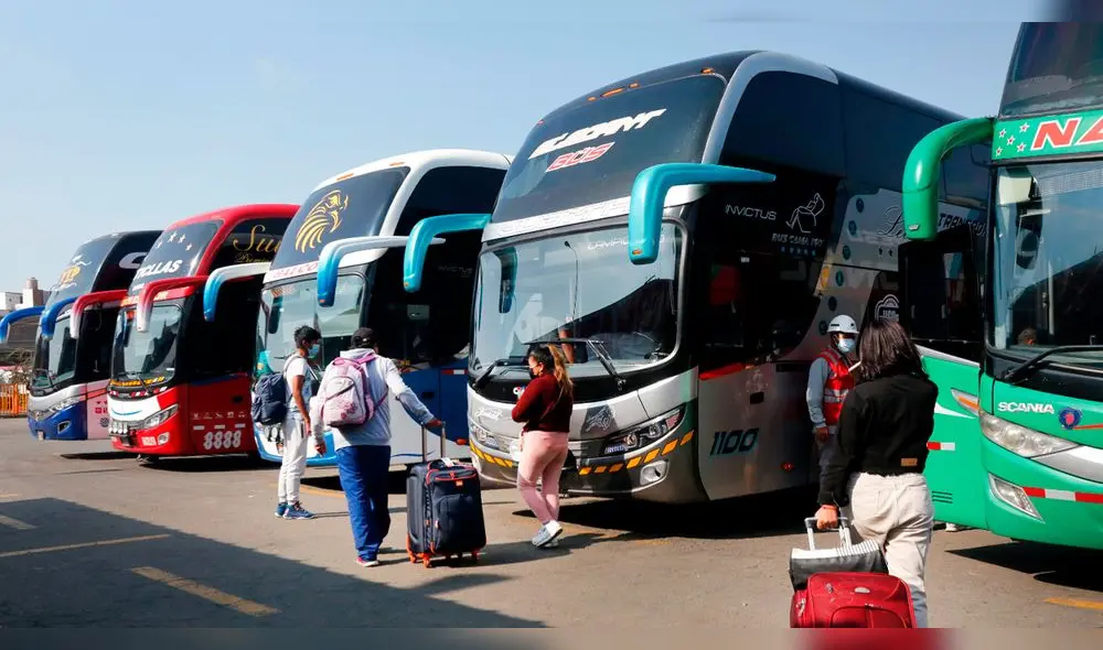 los viajes para el norte se ofrecen con normalidad. Foto: Carlos Contreras Merino /GLR