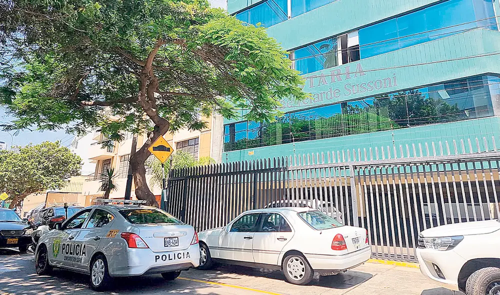 La notaría. El crimen por encargo fue cometido la tarde del martes. Las cámaras de seguridad captaron el hecho. Foto: difusión