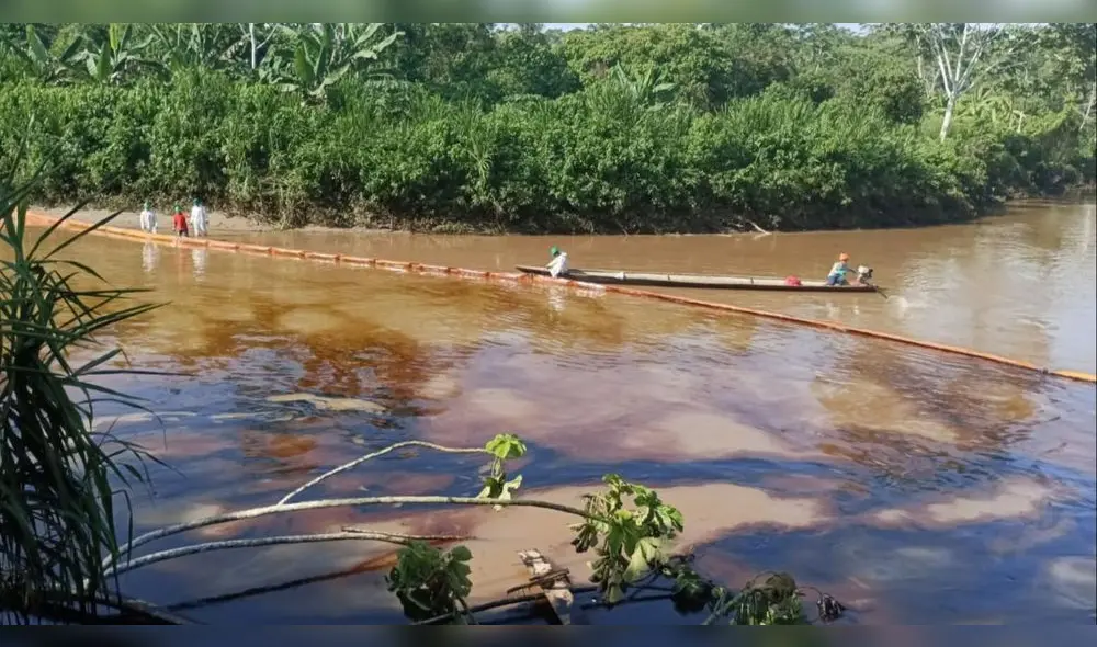 Derrame de petróleo ocurrido el 18 de enero y afectó los suelos, la vegetación y el agua de la zona. Foto: Petroperú Derrame de petróleo ocurrido el 18 de enero y afectó los suelos, la vegetación y el agua de la zona. Foto: Petroperú