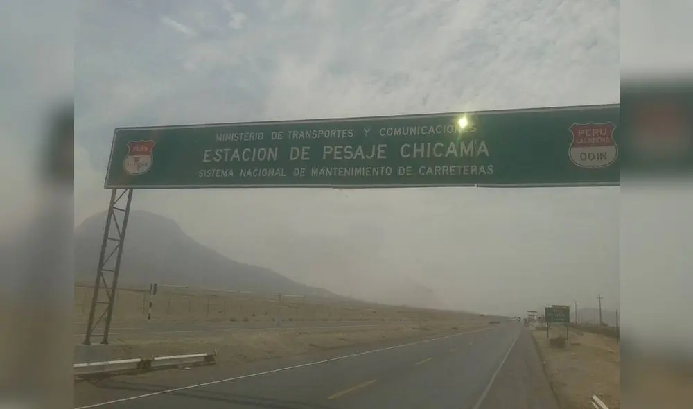 El accidente se produjo cerca al peaje de Chicama. Foto: Humberto de la Cruz El accidente se produjo cerca al peaje de Chicama. Foto: Humberto de la Cruz