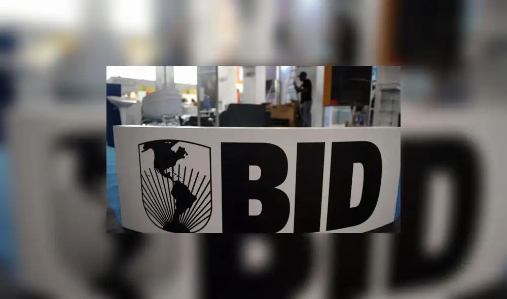 Por medio del decreto supremo  Nº 012-2023-EF se autorizó un crédito de US$50 millones con el BID. Foto: AFP