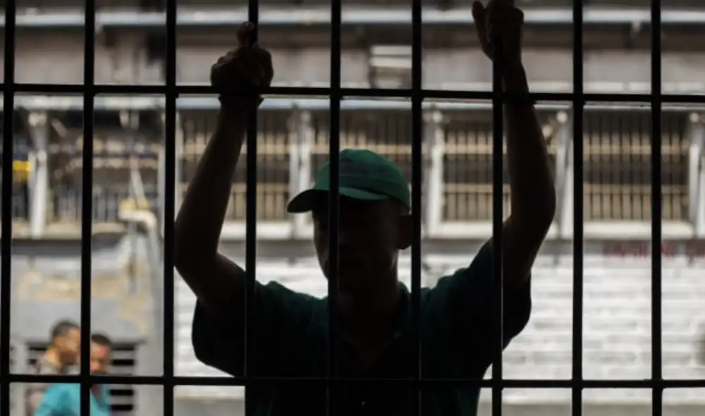 El hombre fue acusado de abusar de hija de 8 años