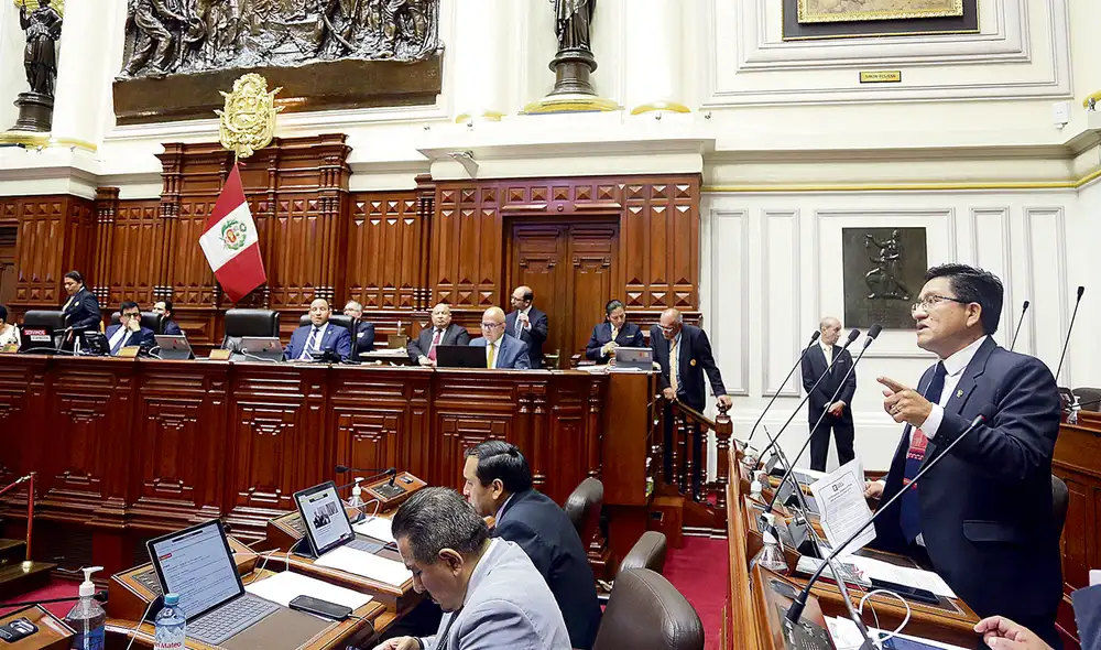 Congreso. El viernes, el Parlamento se perdió la oportunidad de adelantar las elecciones para este año y darle una salida a la crisis política que vive el país. Foto: Félix Contreras/La República
