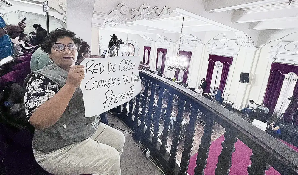 Su voz. En la sesión estuvo presente la dirigenta de las ollas comunes Fortunata Palomino. Foto: difusión