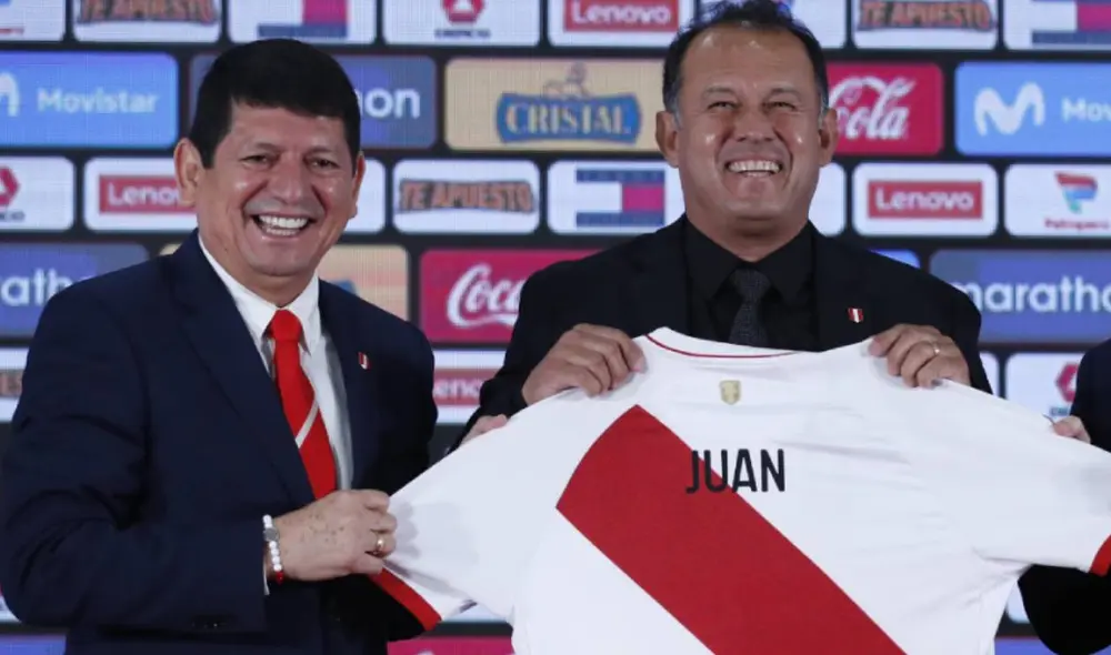 Reynoso y Lozano conversarán con el Gobierno para que la Liga 1 pueda jugarse. Foto: EFE Reynoso y Lozano conversarán con el Gobierno para que la Liga 1 pueda jugarse. Foto: EFE