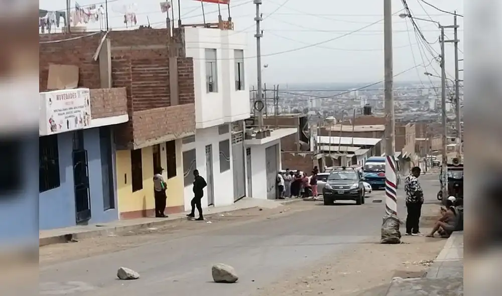 Asesinatos se produjeron alrededor de la 1.30 p. m. de este jueves 2 de febrero. Foto: J. J. Llanos Asesinatos se produjeron alrededor de la 1.30 p. m. de este jueves 2 de febrero. Foto: J. J. Llanos