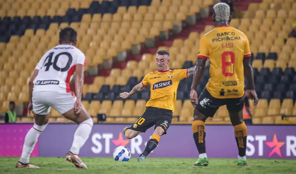 El Ídolo se lleva una ventaja mínima de este primer partido ante Deportivo Cuenca. Foto: Barcelona SC El Ídolo se lleva una ventaja mínima de este primer partido ante Deportivo Cuenca. Foto: Barcelona SC