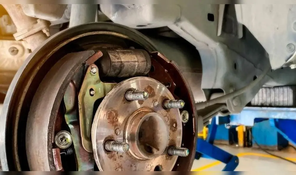 Conoce cómo revisar rápidamente el estado de las pastillas de freno de tu coche. Foto: difusión Conoce cómo revisar rápidamente el estado de las pastillas de freno de tu coche. Foto: difusión