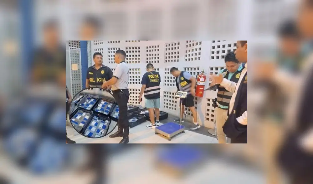 Efectivos policiales incautaron la droga para las investigaciones. Foto: Club El Observador