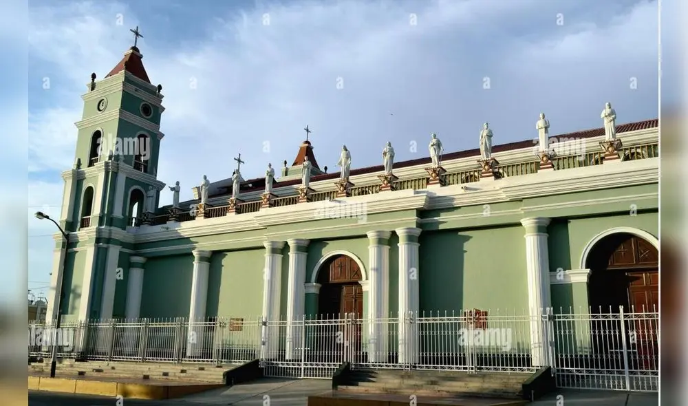 La Policía investiga para identificar a los autores del robo en la iglesia de Catacaos. Foto: alamy