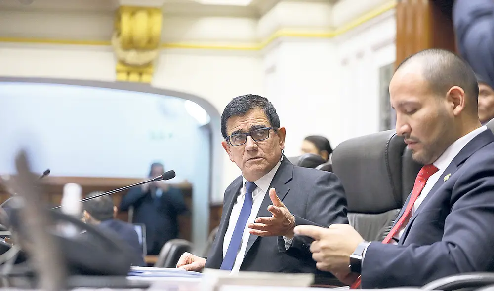 Presidente del Congreso, José Williams, suspendió sesión hasta este viernes a las 4.00 p. m. Foto: Congreso