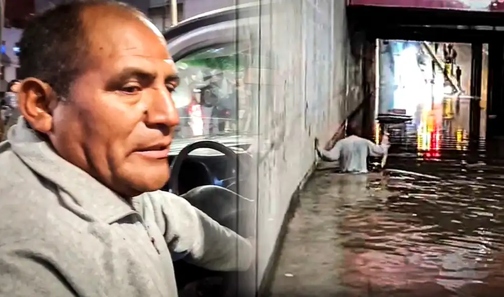 Arequipa. Hombre se sumergió en el agua sucia y ayudó a retirar vehículo. Foto: composición de Gerson Oviedo/La República