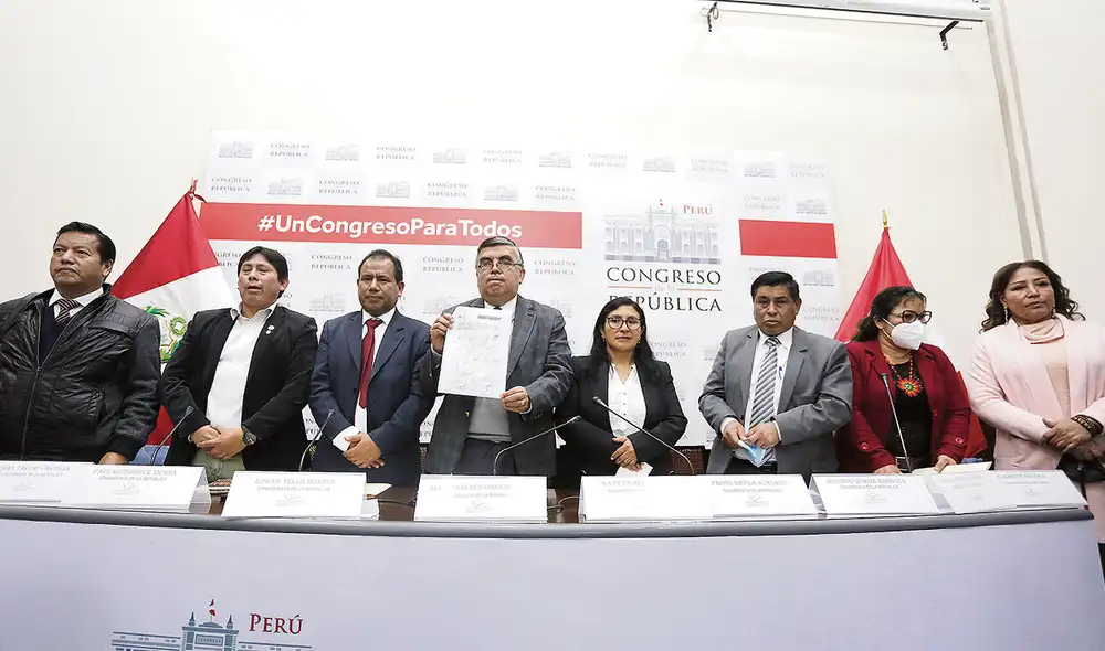 Excusas. El giro de esta bancada perjudicó el acuerdo para retomar discusión de adelanto de elecciones. Foto: difusión Excusas. El giro de esta bancada perjudicó el acuerdo para retomar discusión de adelanto de elecciones. Foto: difusión