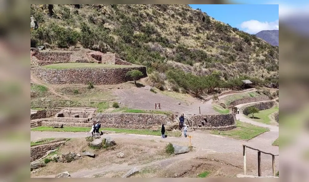 Pisac. Uno de los lugares turísticos de Cusco se mantiene abierto, empero el número de visitantes es bajo. Las protestas ahuyentaron al turismo. Foto: La República.