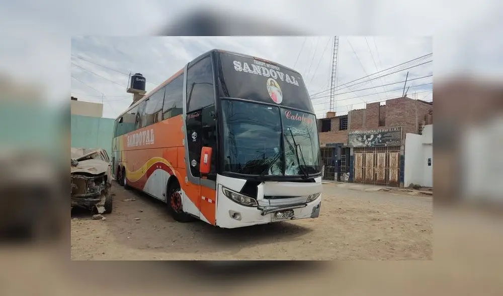Unidad pesada fue llevada a la comisaría de la zona. Foto: Causa Justa Unidad pesada fue llevada a la comisaría de la zona. Foto: Causa Justa