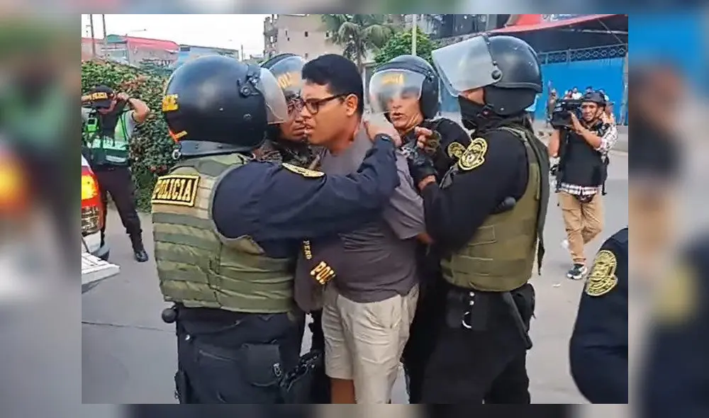 Detenido. Herrera fue detenido cuando grababa la represión policial. Foto: La República