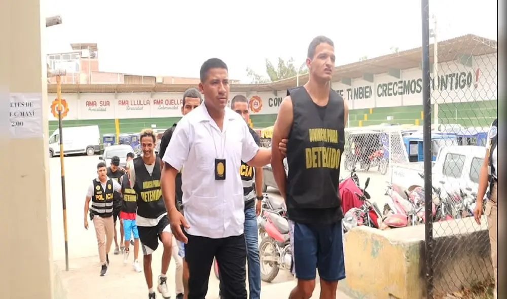 Agentes de la PNP capturaon a presuntos integrantes de organización criminal. Foto: PNP