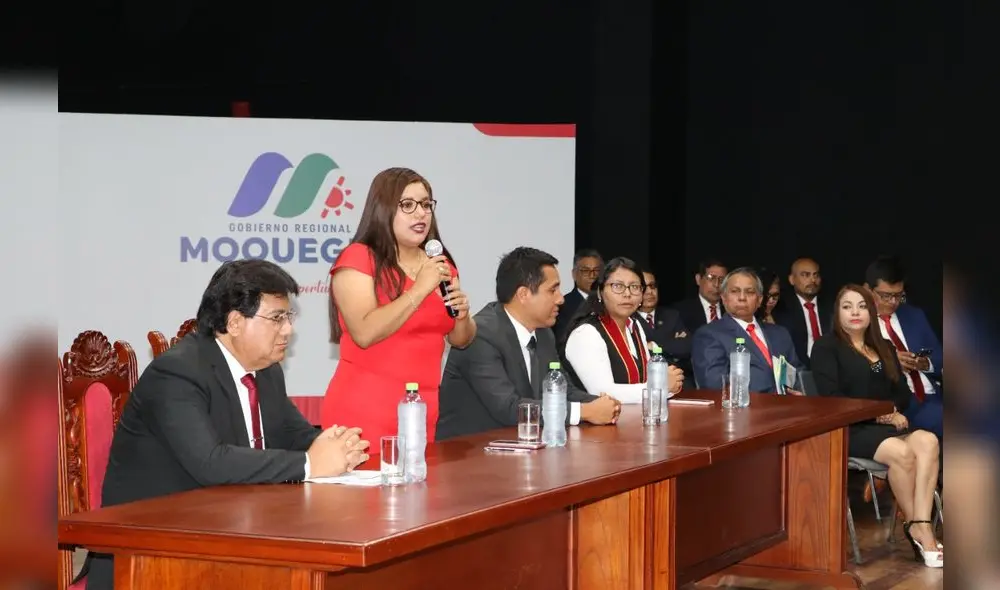 Lo niega. Gobernadora Gutiérrez niega favorecimientos. Foto: La República