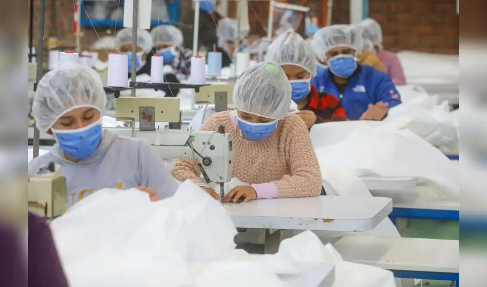 La convulsión social afectó a 73.679 compañías manufactureras (72.759 mypes y 920 medianas y grandes empresas) a nivel nacional. Foto: Andina La convulsión social afectó a 73.679 compañías manufactureras (72.759 mypes y 920 medianas y grandes empresas) a nivel nacional. Foto: Andina