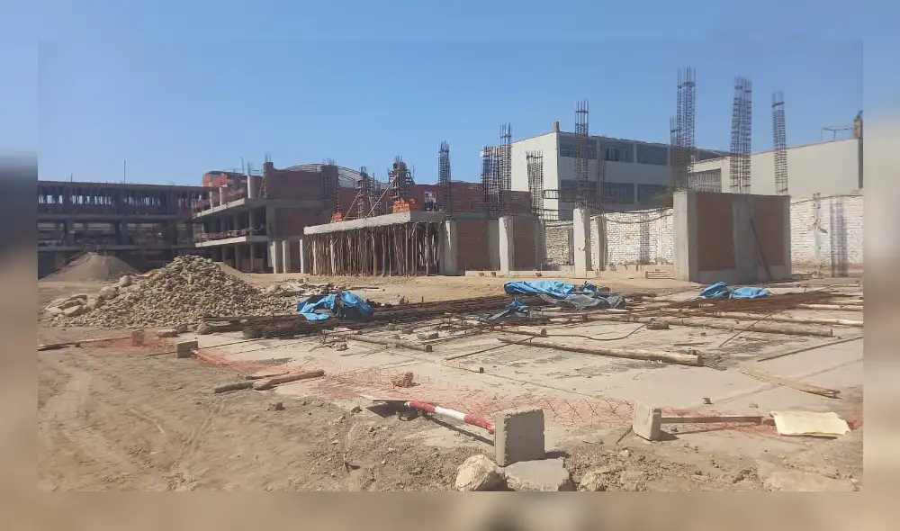 La obra de reconstrucción del colegio Mater Admirabilis está paralizada. Foto: Contraloría