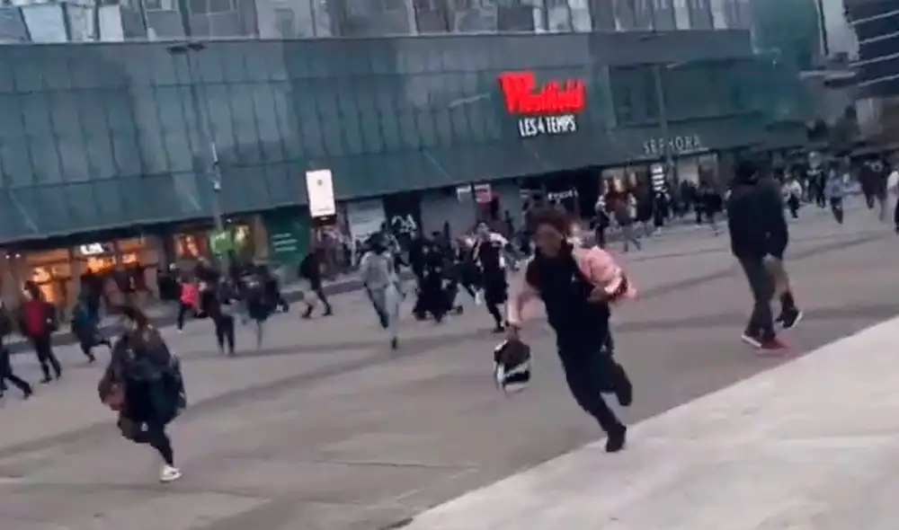 La Policía ya se encuentra en el centro comercial Quatre Temps de La Dèfense para la investigación. Foto y video: @AlertaNews24 / Twitter