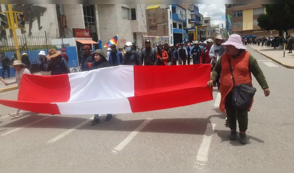 Protestan contra Gobierno central. Foto: Kleber Sánchez / URPI-LR