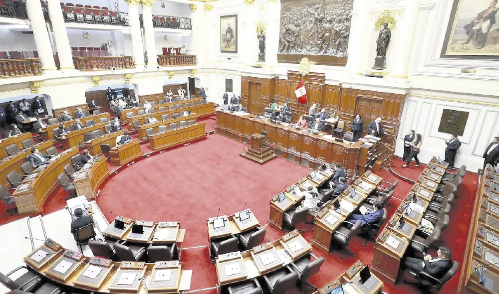 No se deciden. Congresistas no llegaron a un consenso durante debates de adelanto de elecciones para el 2023. Foto: La República