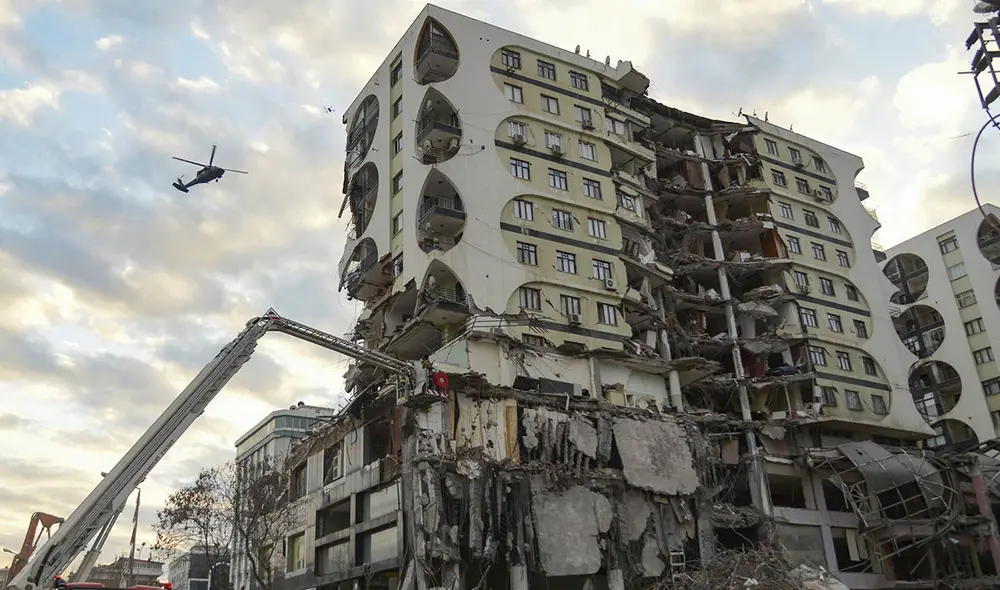 Turquía se ha visto fuertemente afectada por los ultimos sismos ocurridos en el país que ha dejado más de 40 mil muertos. Foto: AFP Turquía se ha visto fuertemente afectada por los ultimos sismos ocurridos en el país que ha dejado más de 40 mil muertos. Foto: AFP