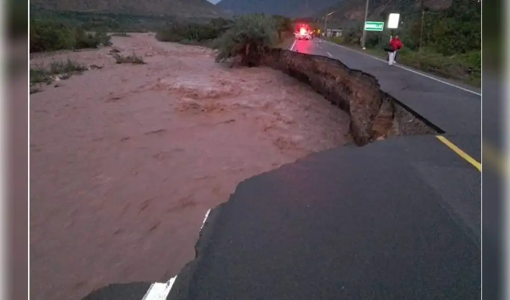 La Policía de Carretera constató que in tramo de la carretera Cajamarca-Ciudad de Dios resultó afectada por las lluvias. Foto: chotainfo