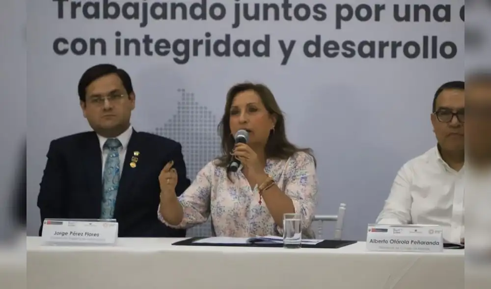 Dina Boluarte participó de una reunión de trabajo con autoridades de la región Lambayeque. Foto: Clinton Medina/ La República