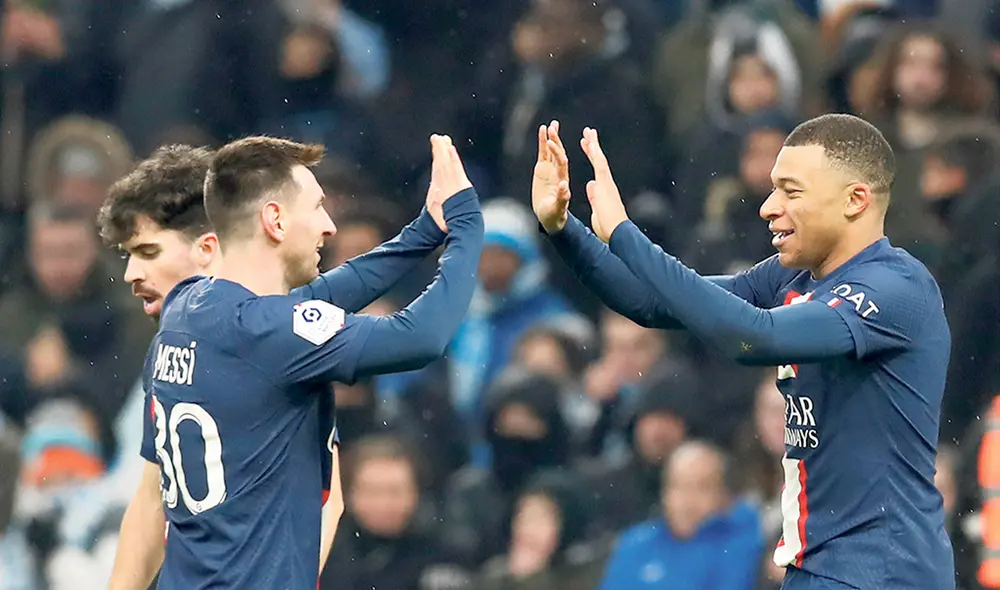 Dúo letal. Mbappé y ‘Lio’ celebran así el triunfo logrado con sus tantos. Foto: EFE Dúo letal. Mbappé y ‘Lio’ celebran así el triunfo logrado con sus tantos. Foto: EFE