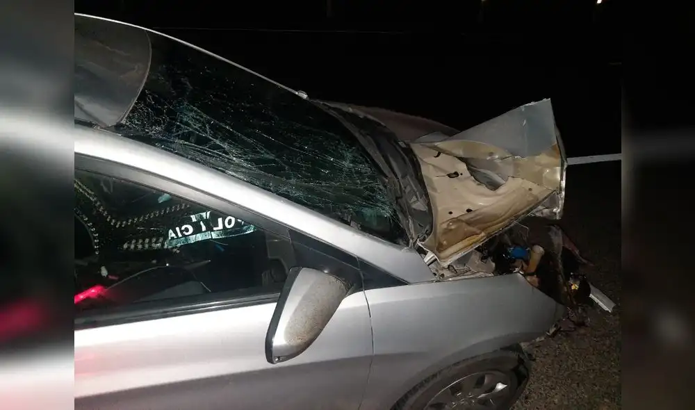Accidente. Automóvil embistió a motocicleta. Foto: La República Accidente. Automóvil embistió a motocicleta. Foto: La República