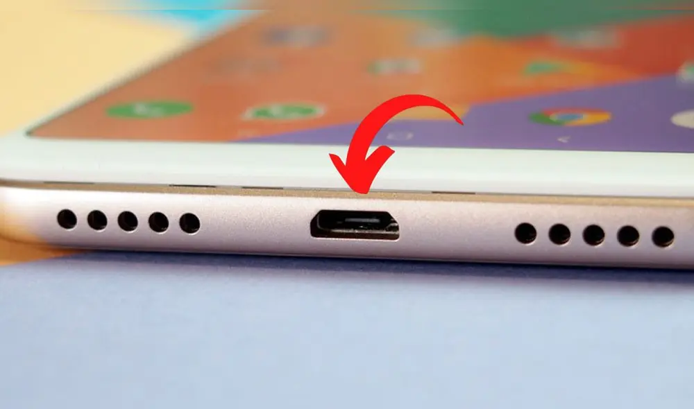 Los teléfonos dejaron de usar el puerto micro-USB porque el USB-C ofrece muchas ventajas. Foto: Teknófilo