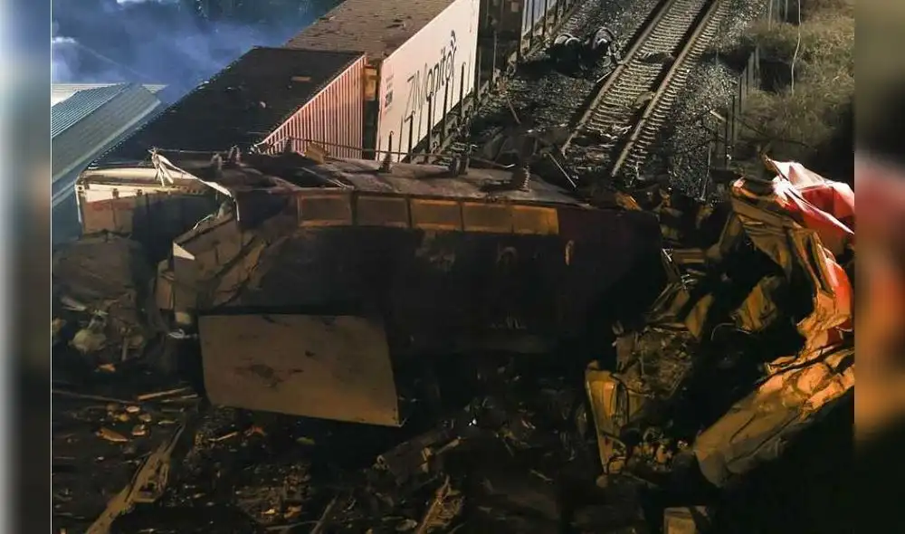 Según los medios de comunicación de Grecia, la razón de este accidente habría sido el exceso de velocidad de ambos trenes. Foto: captura LR/RTVE