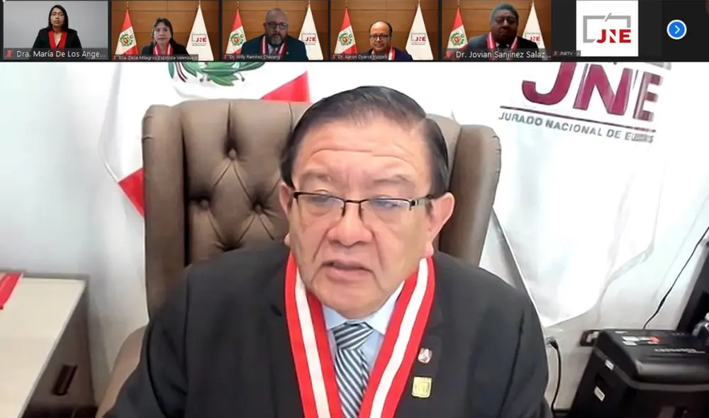 El titular del JNE, Jorge Salas Arenas, sostuvo que las medidas fiscalizadoras contra los miembros del órgano electoral, contravienen el derecho internacional que los amparan. Foto: captura LR/JNE Perú/Twitter El titular del JNE, Jorge Salas Arenas, sostuvo que las medidas fiscalizadoras contra los miembros del órgano electoral, contravienen el derecho internacional que los amparan. Foto: captura LR/JNE Perú/Twitter