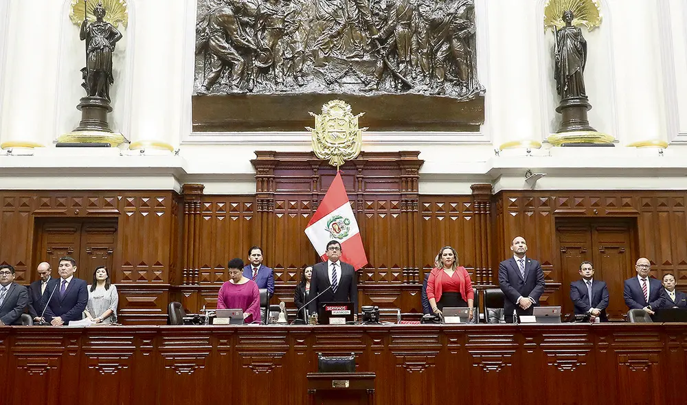 José Cevasco indicó que, tras presentar su carta de renuncia, recibió la confianza de José Williams en medio del escándalo por gastos excesivos. Foto: Congreso José Cevasco indicó que, tras presentar su carta de renuncia, recibió la confianza de José Williams en medio del escándalo por gastos excesivos. Foto: Congreso