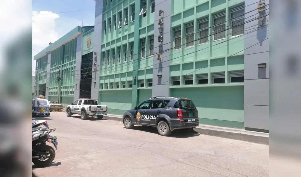 El agente fue intervenido en la Comisaría Sectorial de la PNP de Juliaca. Foto: Kléber Sánchez/URPI-LR