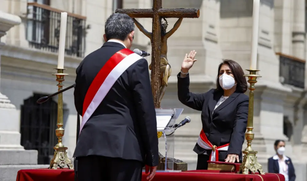 Patricia Juárez, como portavoz de la bancada Fuerza Popular propuso a la exministra de Merino. Foto: composición LR