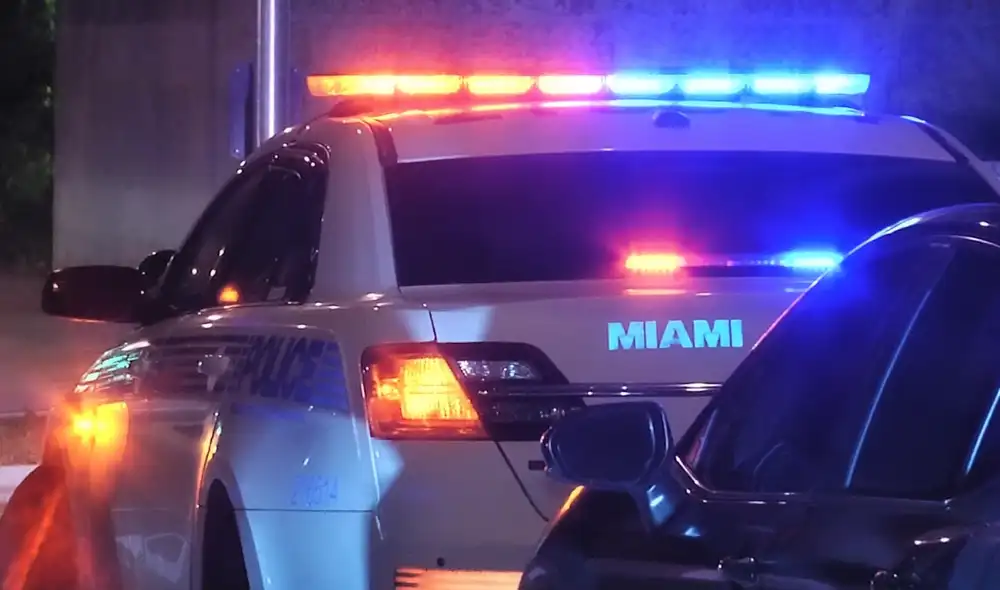 La Policía de Miami halló los cuerpos de José Manuel González Testino y su hijo. Foto: Khou.