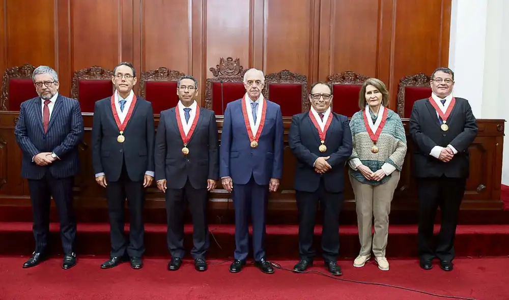 Argumento. Los magistrados del Tribunal Constitucional argumentan más allá de lo que establece la Constitución de 1993. Foto: difusión Argumento. Los magistrados del Tribunal Constitucional argumentan más allá de lo que establece la Constitución de 1993. Foto: difusión