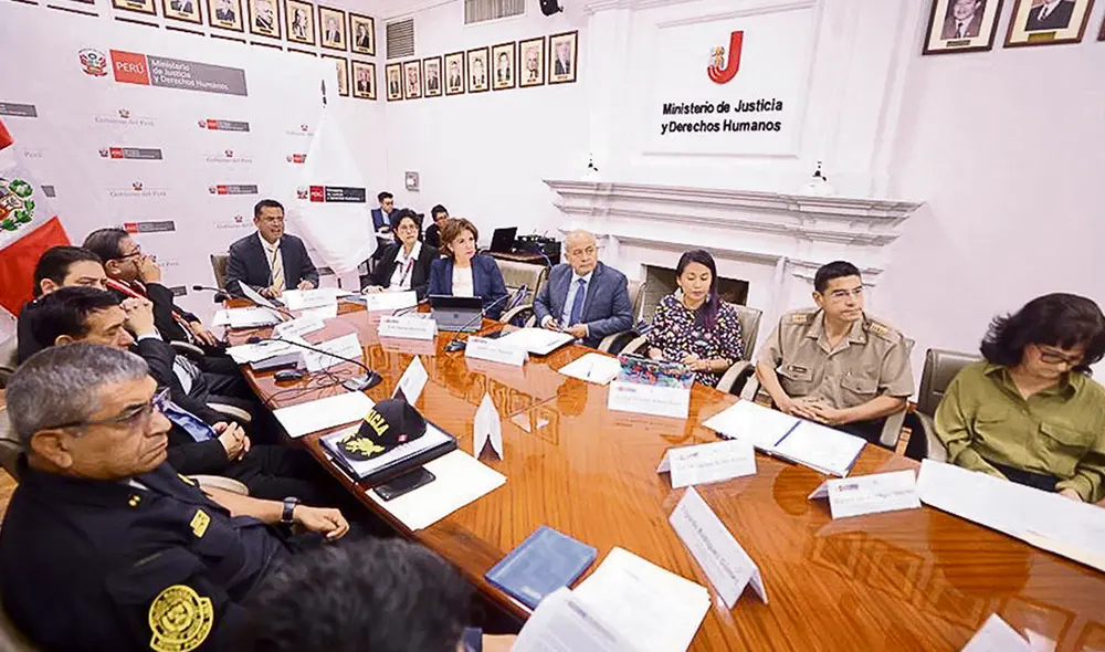 Evasivos. El ministro José Tello solo estuvo al inicio y luego se retiró de la reunión virtual sin dar respuestas claras a la ONU. Foto: difusión Evasivos. El ministro José Tello solo estuvo al inicio y luego se retiró de la reunión virtual sin dar respuestas claras a la ONU. Foto: difusión