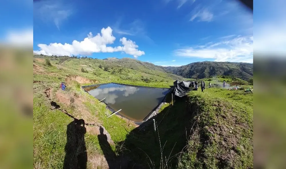 Reservorio de regadío tiene dos metros de profundidad. Foto: Panorama Policial