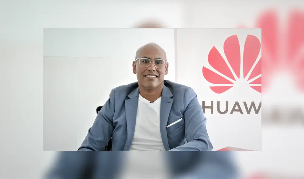 Gabriel Castro Wong, comunicador y docente peruano, le dio un giro a su rutina periodística. Foto: Jeremías Querevalú/La República Gabriel Castro Wong, comunicador y docente peruano, le dio un giro a su rutina periodística. Foto: Jeremías Querevalú/La República