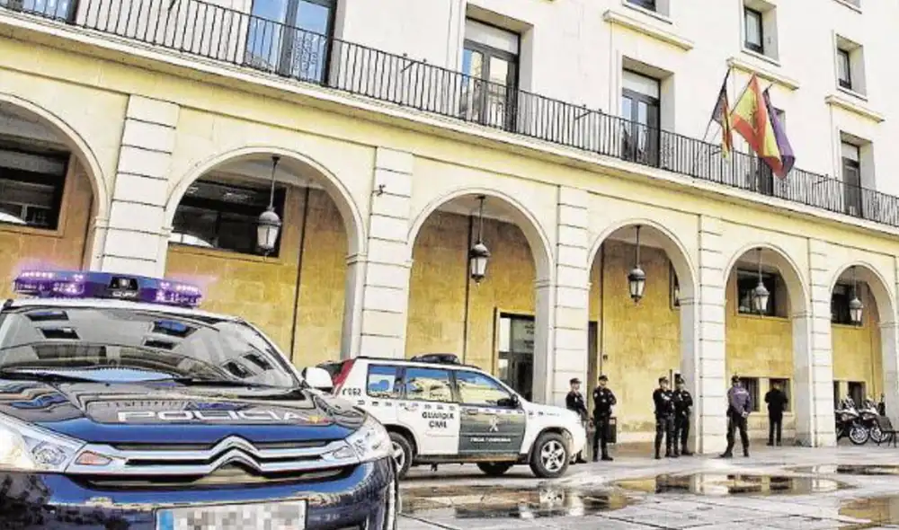 El juicio para conocer si la mujer será privada de su libertad se realizará en la Audiencia Provincial de Alicante. Foto: diario Las Provincias